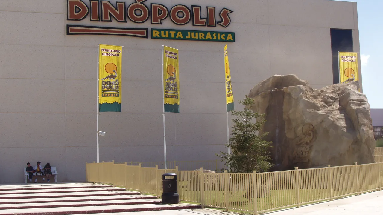 Dinópolis