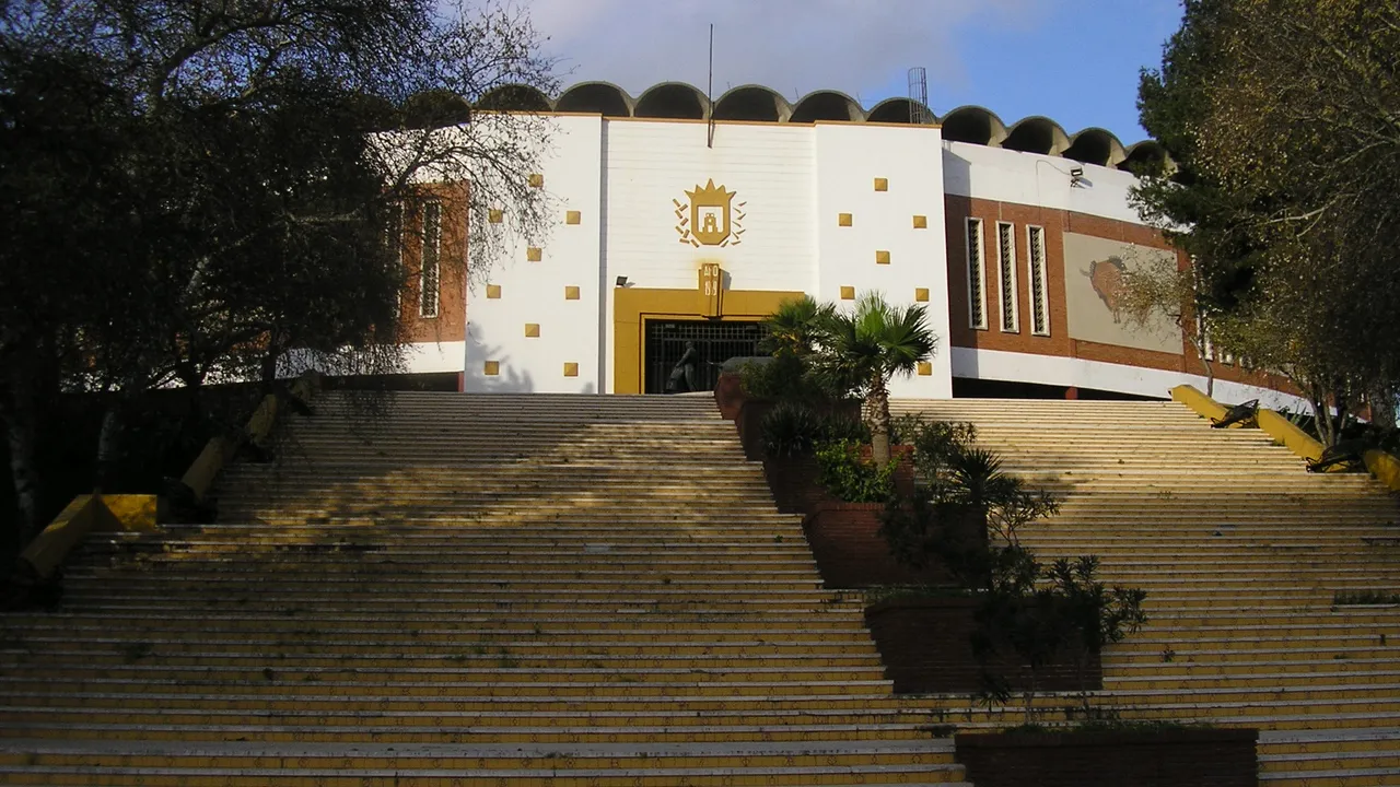 Plaza de Toros de Las Palomas